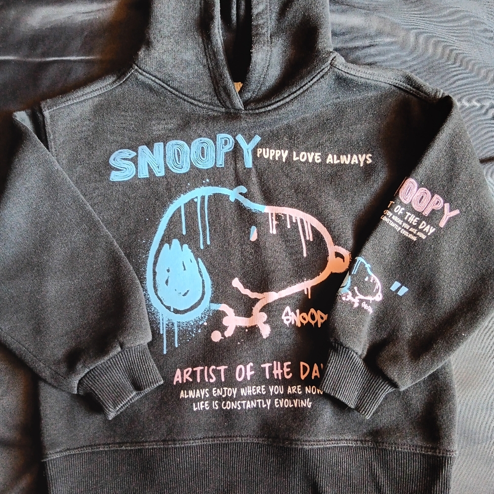 Peanuts Snoopy Kids/Boys Pullover Hoodie | Size 6 | Black | Print | Graphic